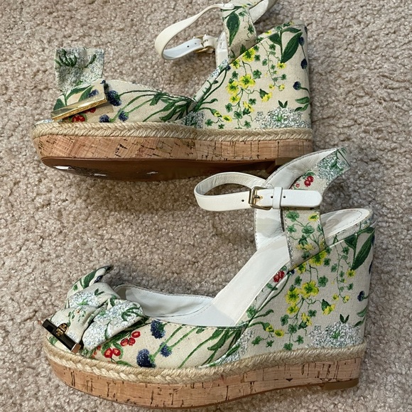 Tory Burch Penny wedge 9.5 - Picture 3 of 9